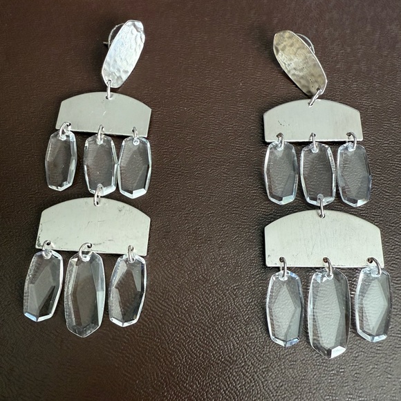Kendra Scott Jewelry - Kendra Scott Silver and Clear Chandelier Dangle Earrings